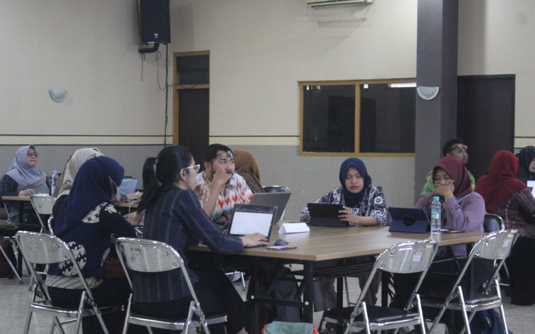 Tingkatkan Kemampuan Pengembangan Media BK Konselor SMK Kota Malang jadi Mahasiswa di Kelas Media BK Universita Negeri Malang