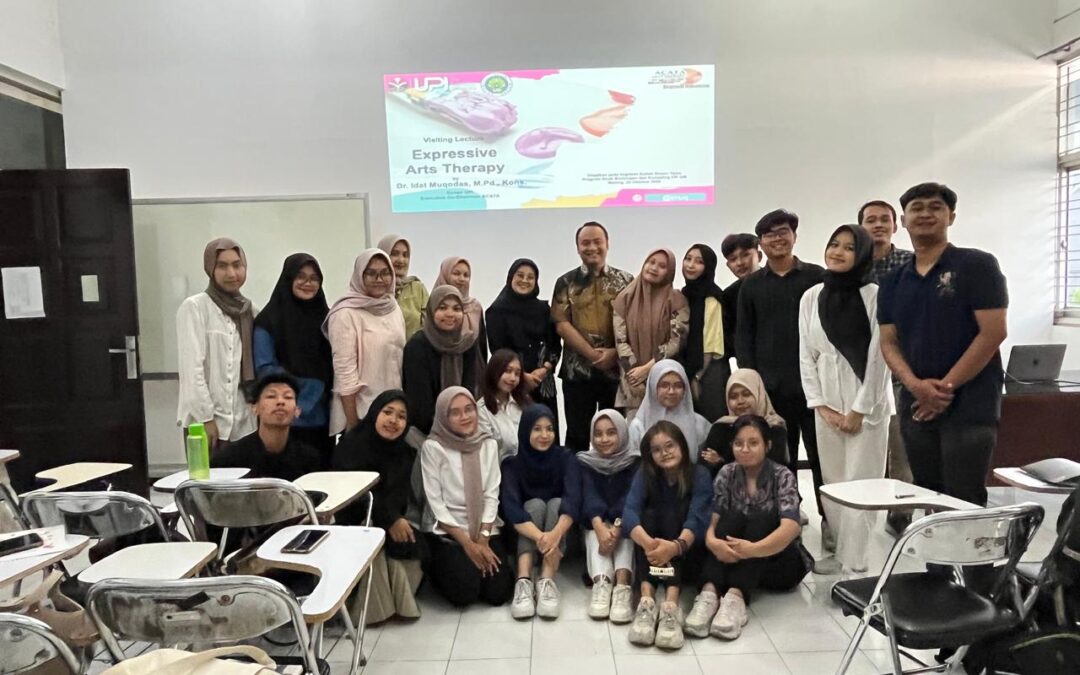 Seni sebagai Terapi: Mahasiswa BK UM Pelajari Teknik Expressive Art Therapy untuk Kesejahteraan Mental