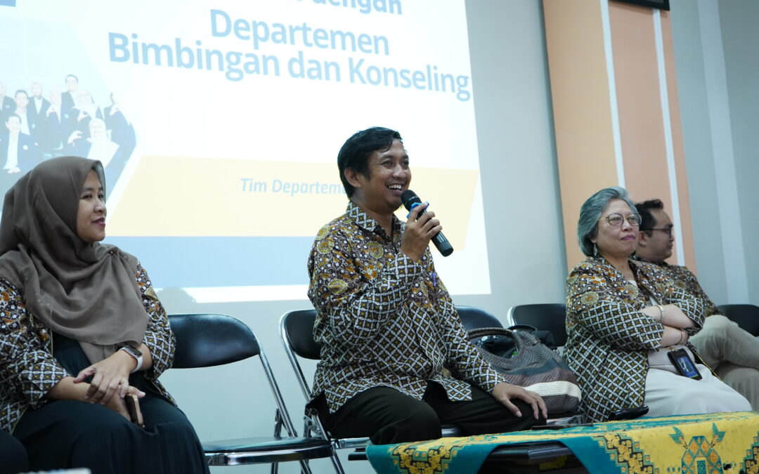 PKKMB Hari Kedua FIP UM: Departemen BK Sambut Mahasiswa Baru dengan Inspirasi, Prestasi, dan Kebersamaan
